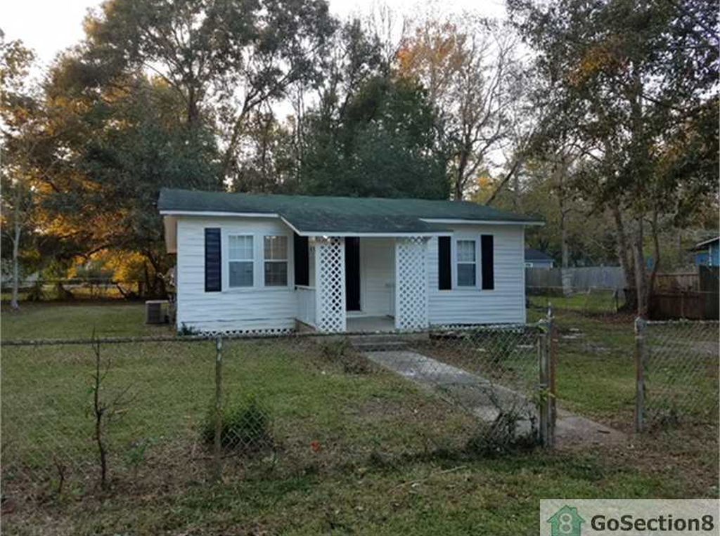 3922 Wiggins Road